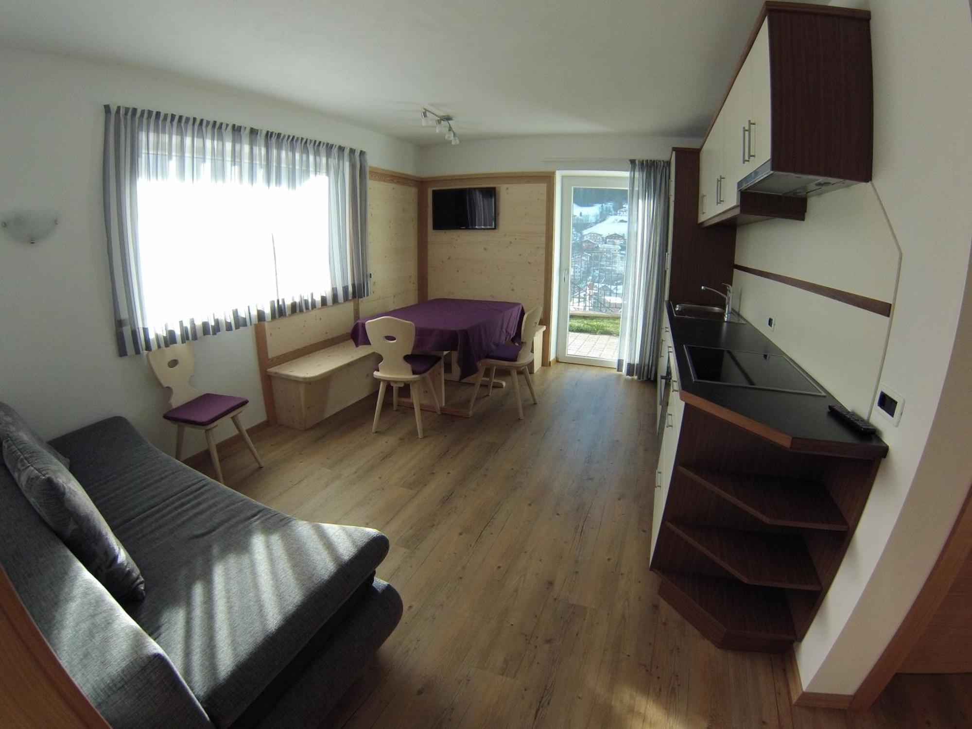 Villa Hubertus オルティゼーイ 部屋 写真
